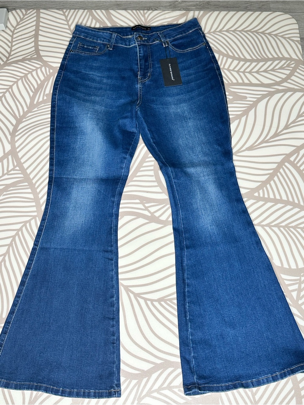 Women's Dark Blue Flare Jeans - Stretch High-Rise